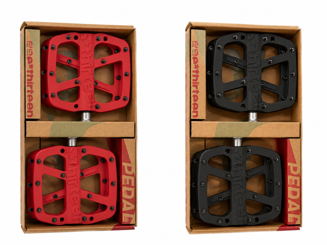 e*thirteen Base Composite Flat MTB Pedals | Lightweight Nylon Platform | Sealed Bearings